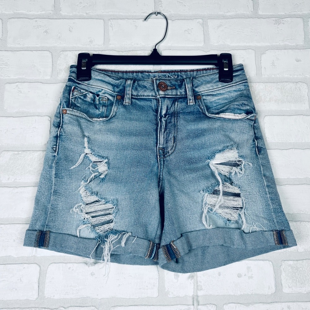 Edgely Light Wash Distressed‎ High Waisted Denim Shorts Cuffed Hem Blue Size 0